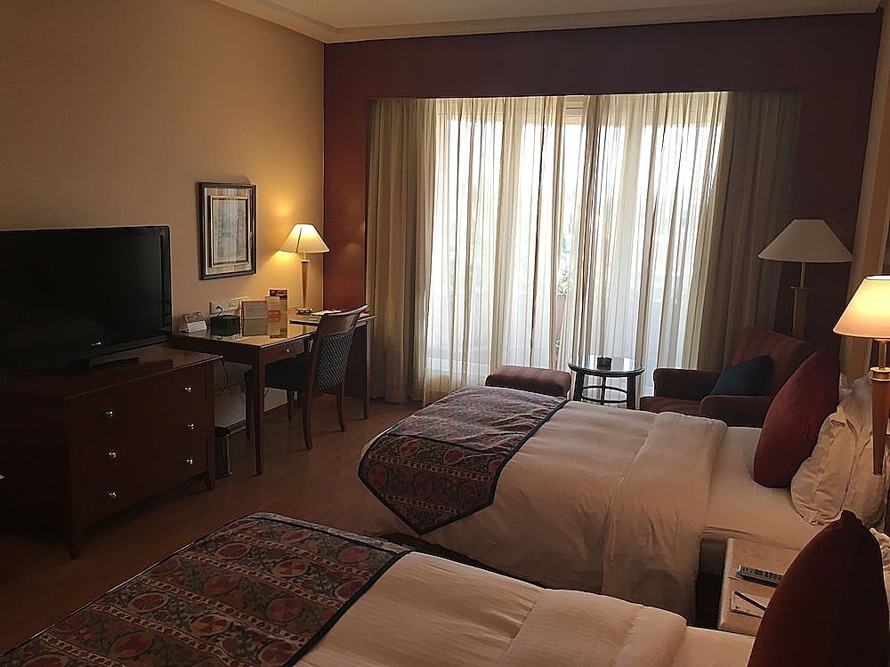 The LaLiT Mumbai Premier Double Or Twin Room With One Way Airport Transfer, 10%Off On Spa, Food, Beverage And Laundry 6