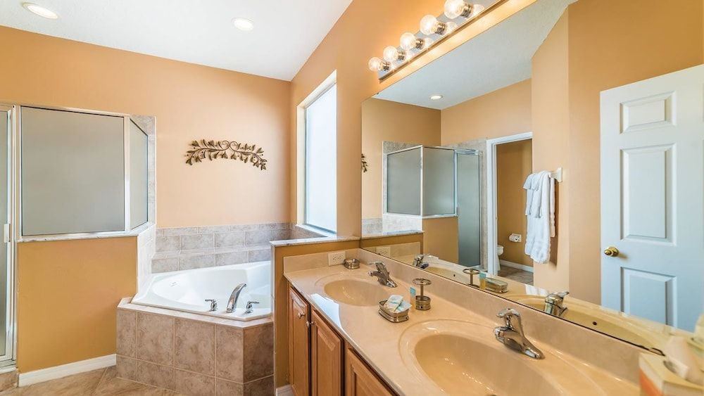 Grhsec8402 - Emerald Island Resort - 6 Bed 6 Baths House Family Townhome, Hot Tub, Garden Area 13