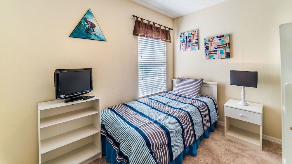 Grhlk2740 - Emerald Island Resort - 7 Bed 4 Baths House Family Townhome, Multiple Bedrooms, Hot Tub, Garden Area 10