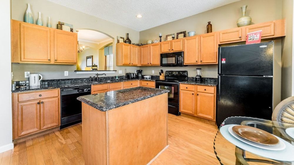 Grhlk2740 - Emerald Island Resort - 7 Bed 4 Baths House Family Townhome, Multiple Bedrooms, Hot Tub, Garden Area 17