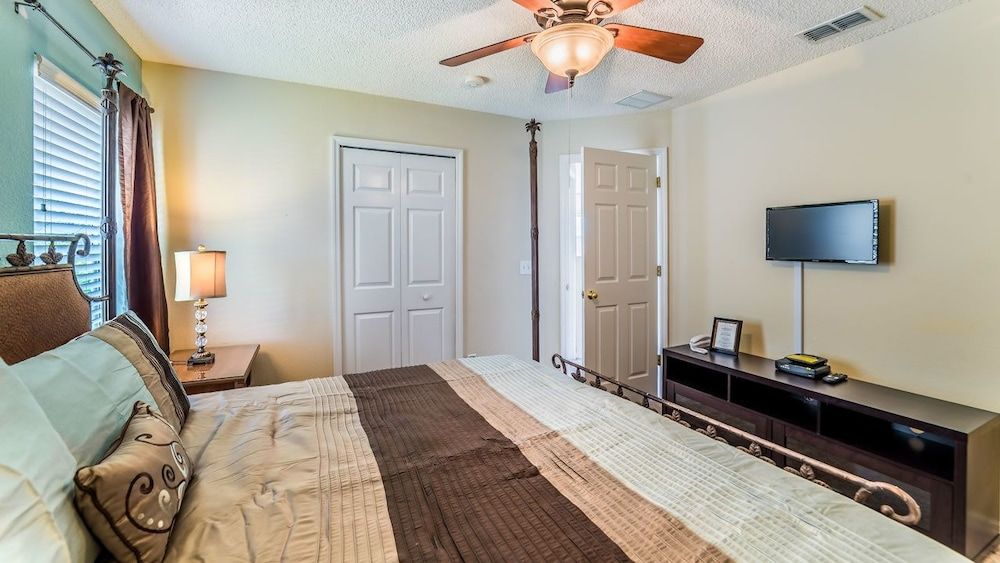 Grhlk2740 - Emerald Island Resort - 7 Bed 4 Baths House Family Townhome, Multiple Bedrooms, Hot Tub, Garden Area 11