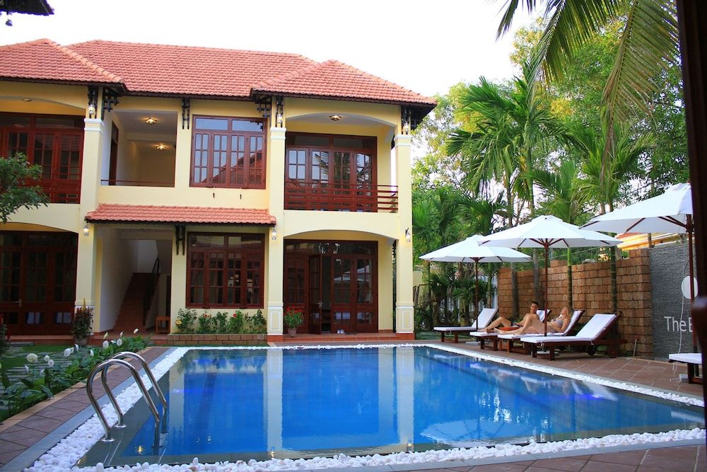 undefined The Earth Villa 10