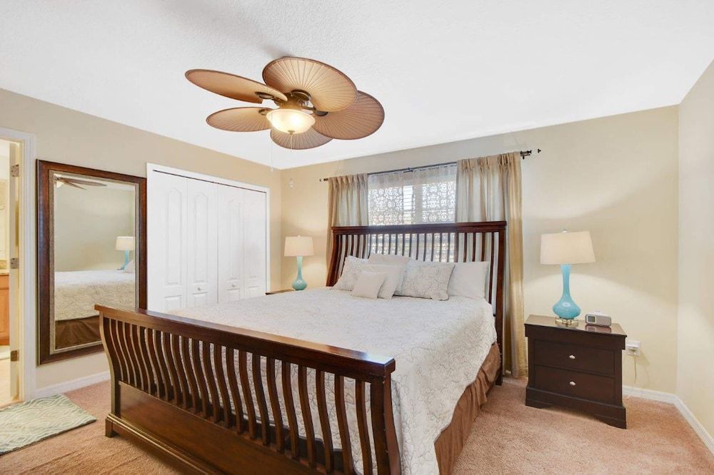 Lake View Paradise Townhome 2