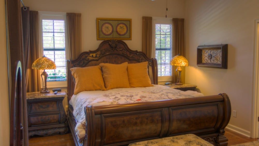 undefined The Wakefield Vacation Home with Pool