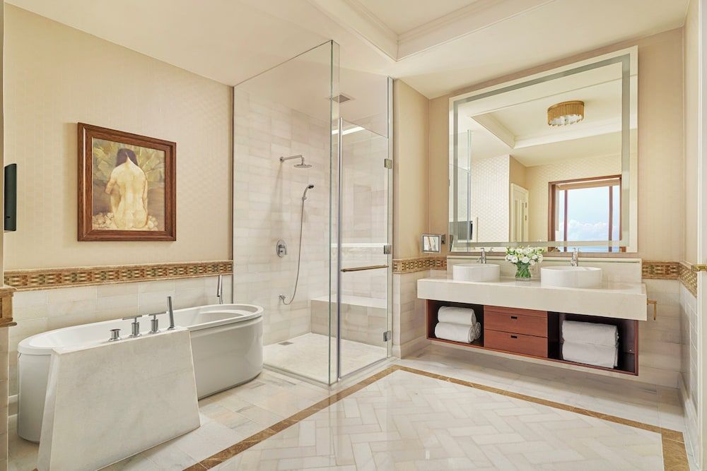 Grand Suite, 1 King Bed, Ocean View