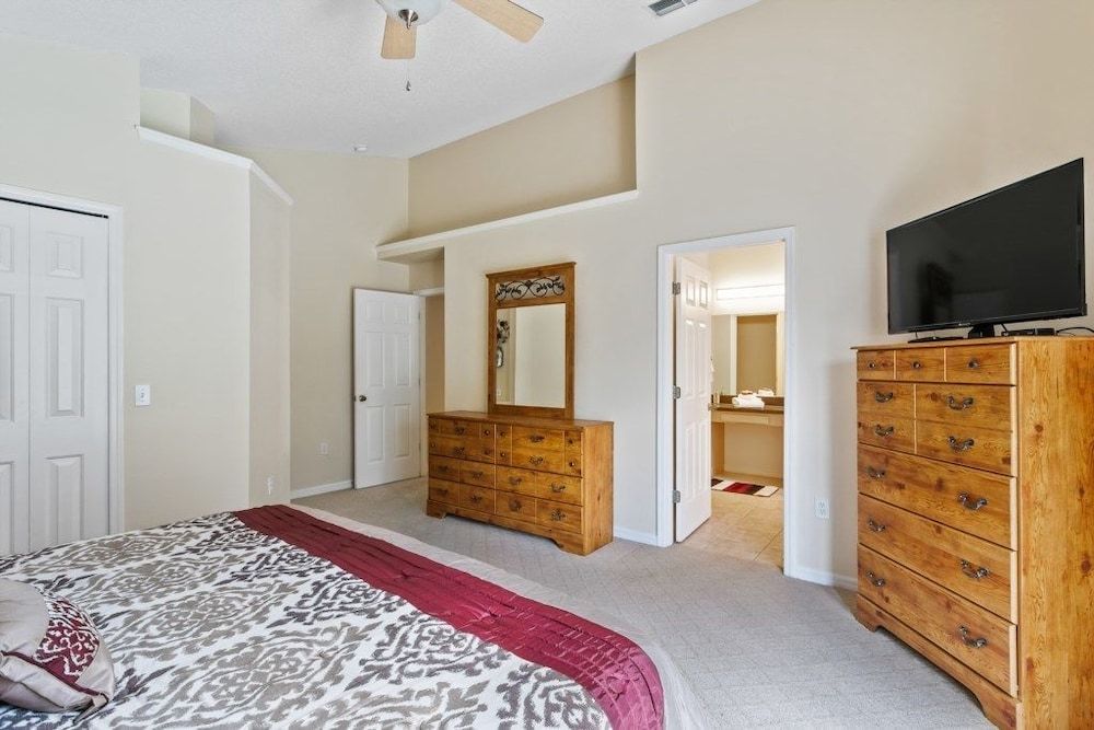 undefined 4BR Pool Home Rolling Hills by SHV-7979 8