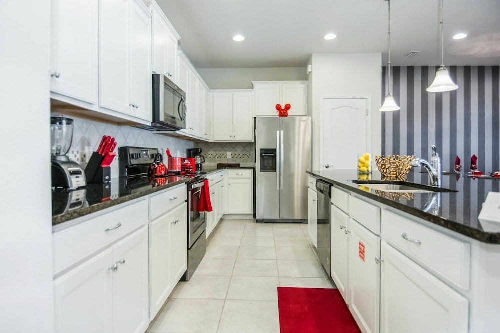 undefined Luxurious Vacation Townhome With Private Pool 2