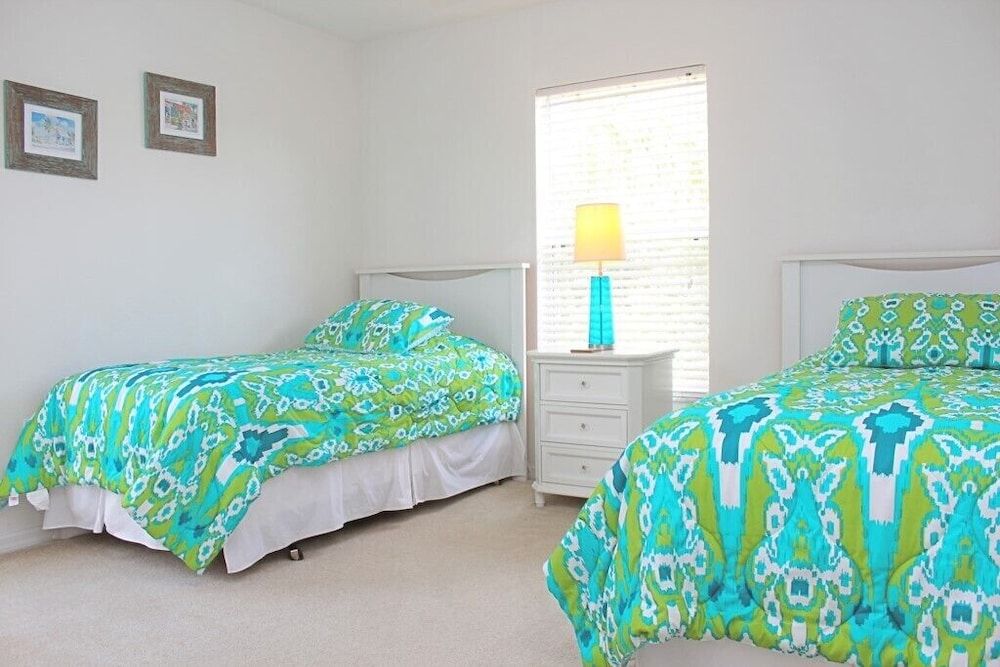 Berkeley Executive - Five Bedroom Home Villa, Multiple Beds, Pool Access, Pool View (Berkeley Pool Home) 4