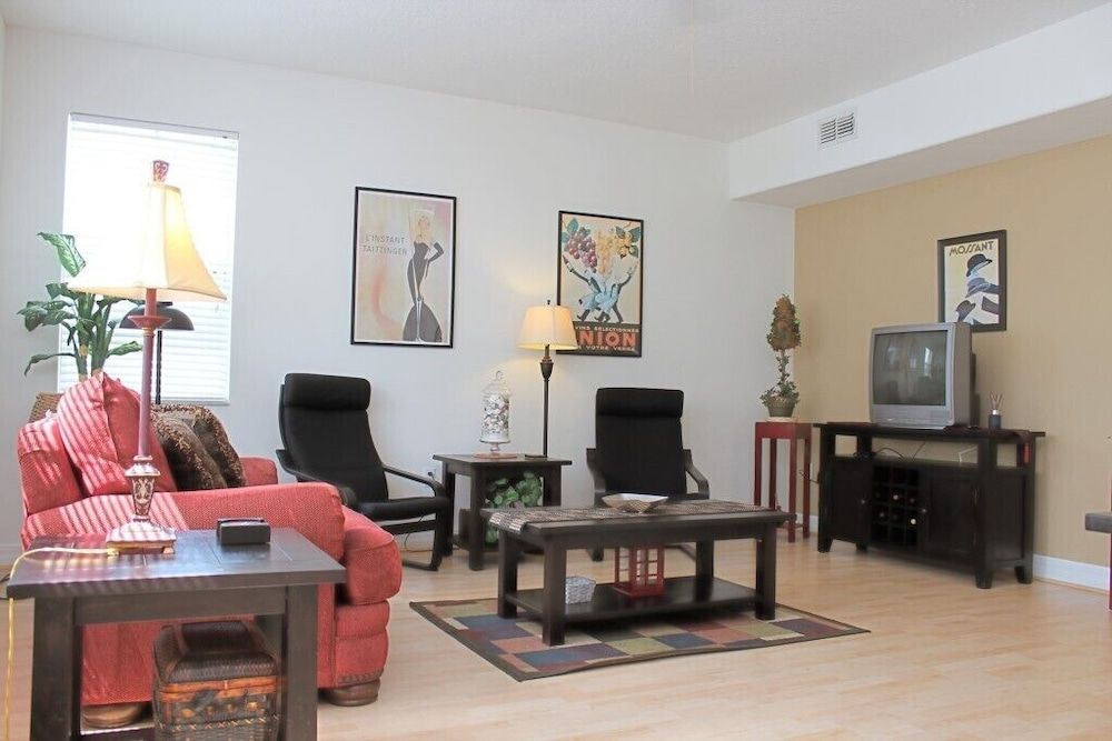 Berkeley Executive - Five Bedroom Home Villa, Multiple Beds, Pool Access, Pool View (Berkeley Pool Home) 11