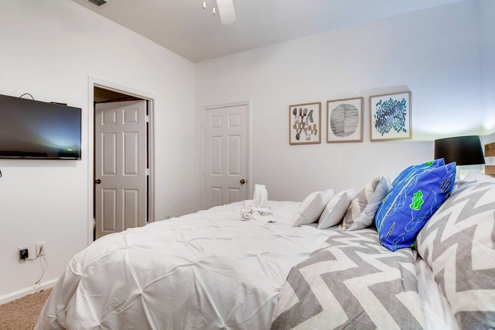 undefined 6BR Windsor Palms Home by FS FL VH-8036 4