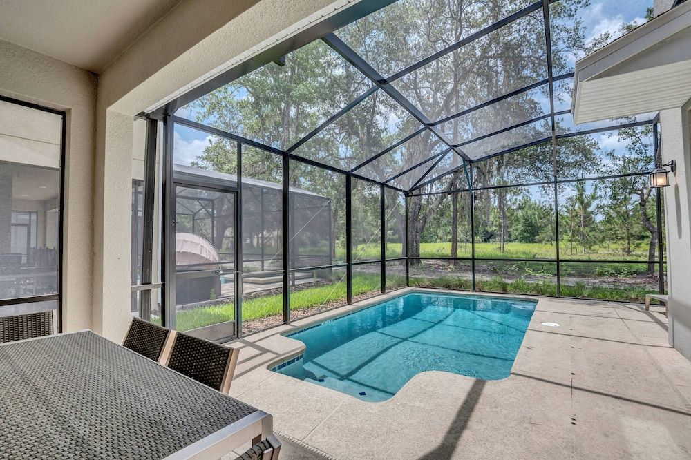 Storey Lake Resort Storey Lake Resort 5 Bedroom Vacation Home with Pool (2010) 9