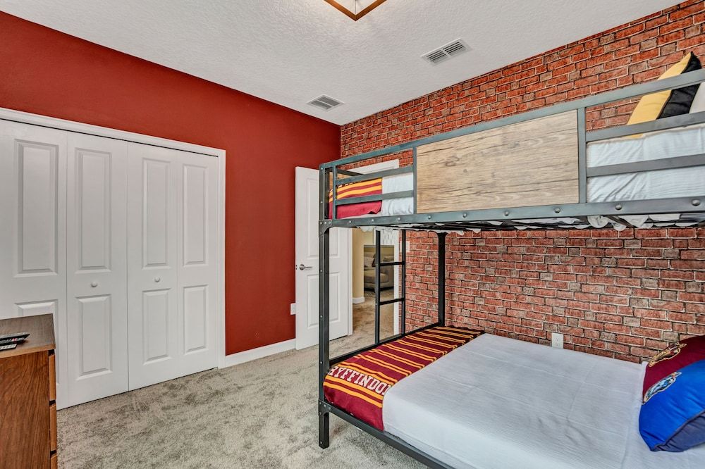 Storey Lake Resort Storey Lake Resort 5 Bedroom Vacation Home with Pool (2010) 5