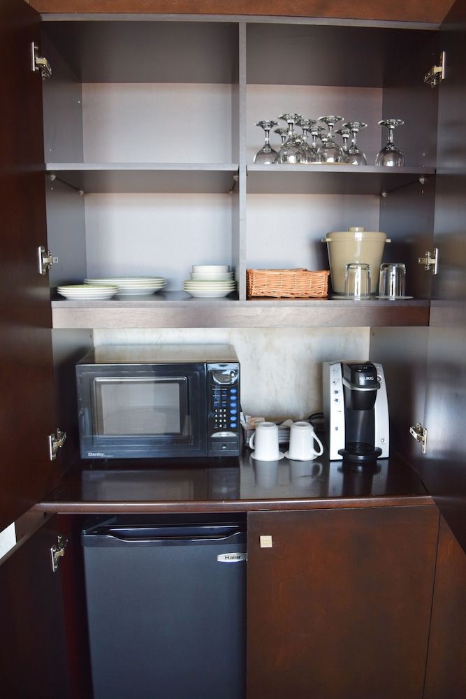 Hôtel Castel Suite, 1 King Bed 8