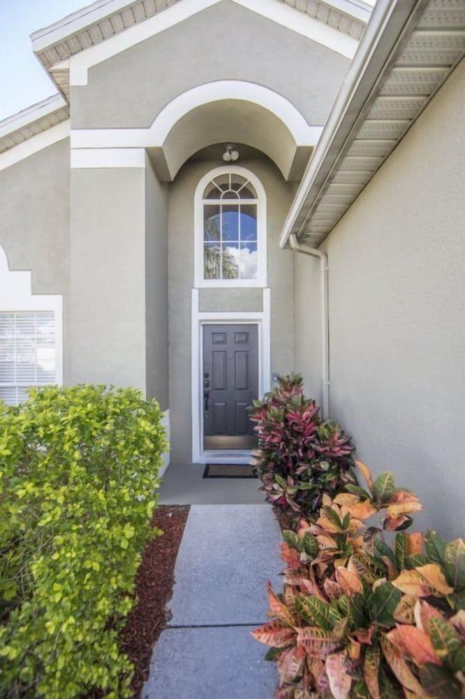 undefined Windsor_palms_8169n 4