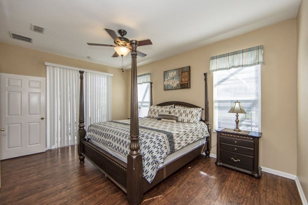 undefined Windsor_palms_8169n 7