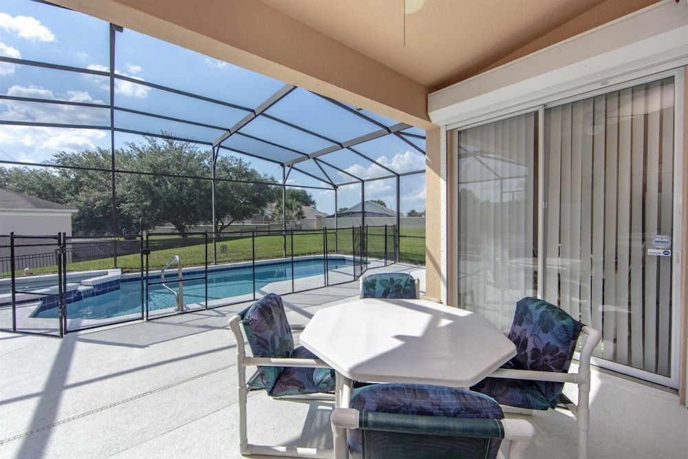 undefined Windsor_palms_8144 8