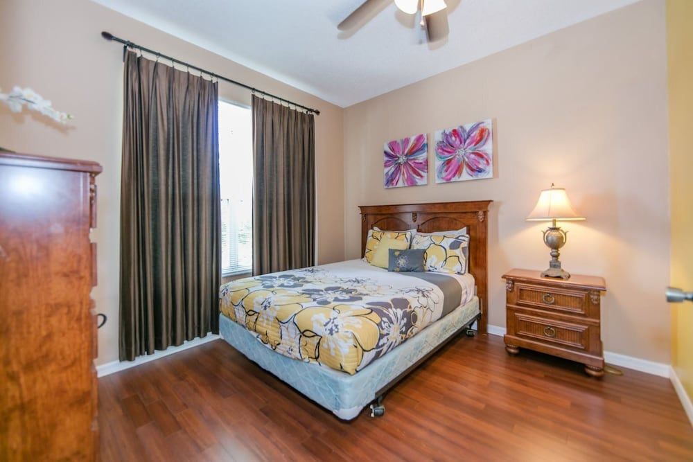 undefined Emerald_island_8640 7