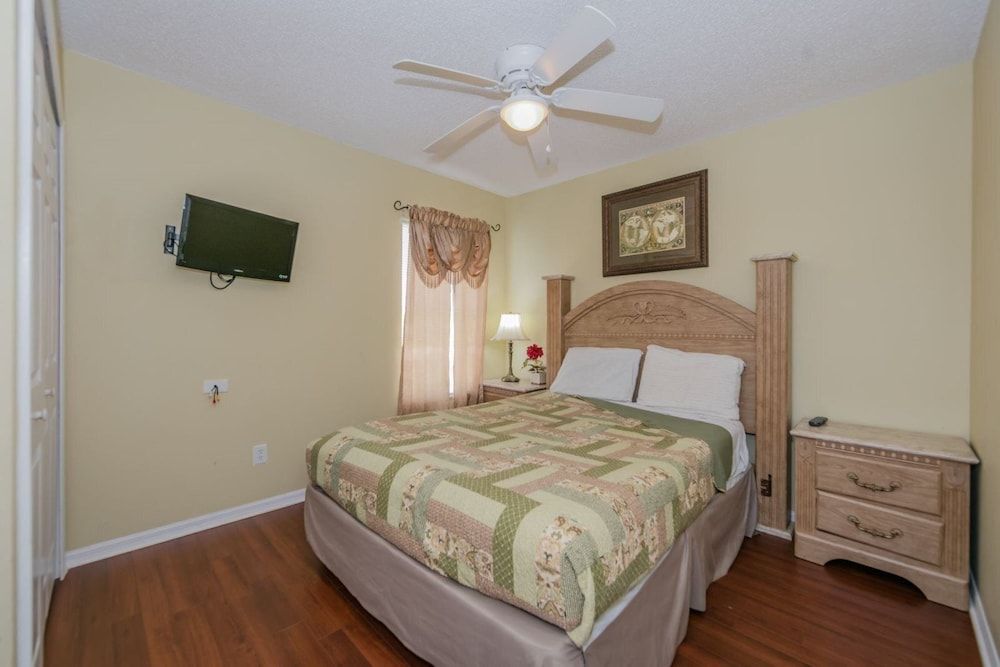 undefined Emerald_island_8640