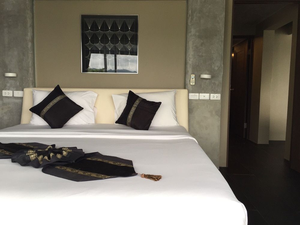 undefined The Front Hotel and Apartment 9