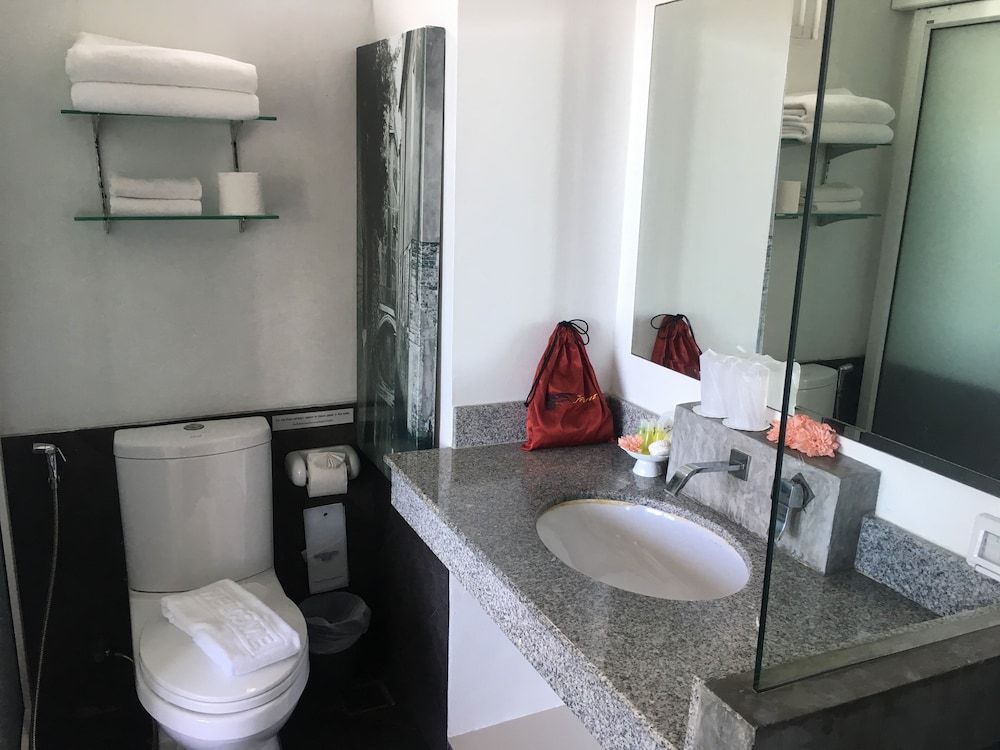 The Front Hotel and Apartment Standard Studio, 1 King Bed, City View 22