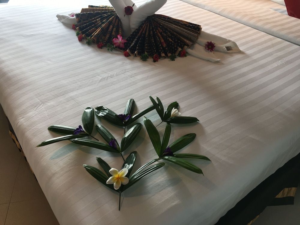 The Front Hotel and Apartment Standard Studio, 1 King Bed, City View 2