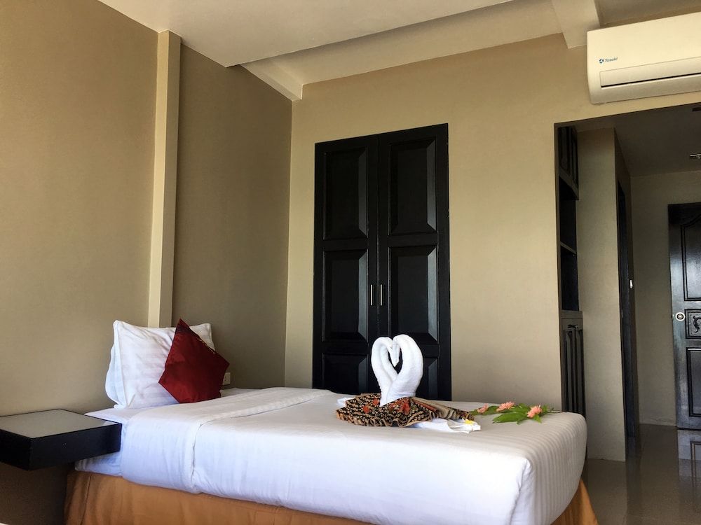 undefined The Front Hotel and Apartment 9