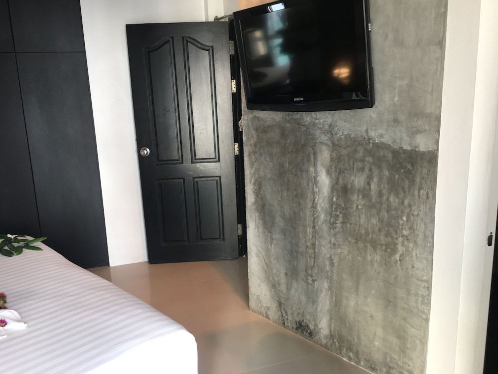 The Front Hotel and Apartment Standard Studio, 1 King Bed, City View 33