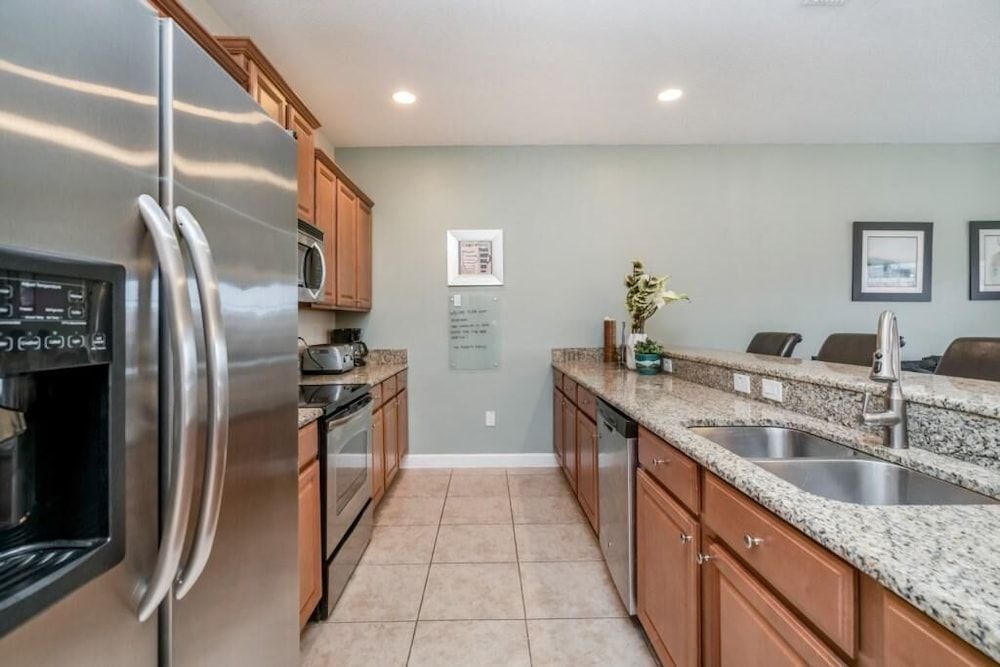 8944cuban 4 Bedroom Townhouse by RedAwning Townhome, 4 Bedrooms 16