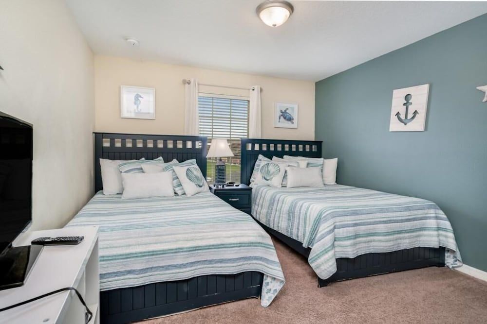 8944cuban 4 Bedroom Townhouse by RedAwning Townhome, 4 Bedrooms 10