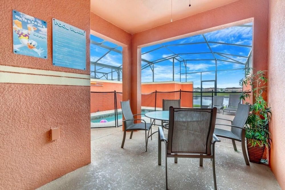 8944cuban 4 Bedroom Townhouse by RedAwning Townhome, 4 Bedrooms 42