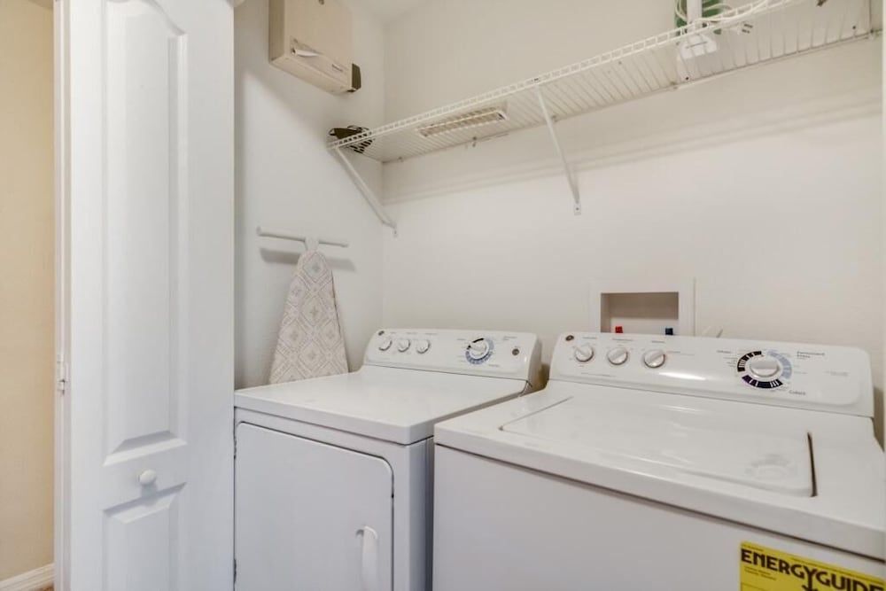 8944cuban 4 Bedroom Townhouse by RedAwning Townhome, 4 Bedrooms 22