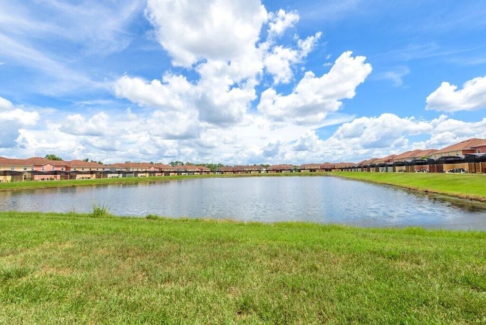 8944cuban 4 Bedroom Townhouse by RedAwning Townhome, 4 Bedrooms 34