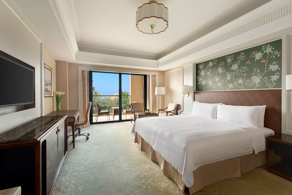 Superior Room, 1 King Bed