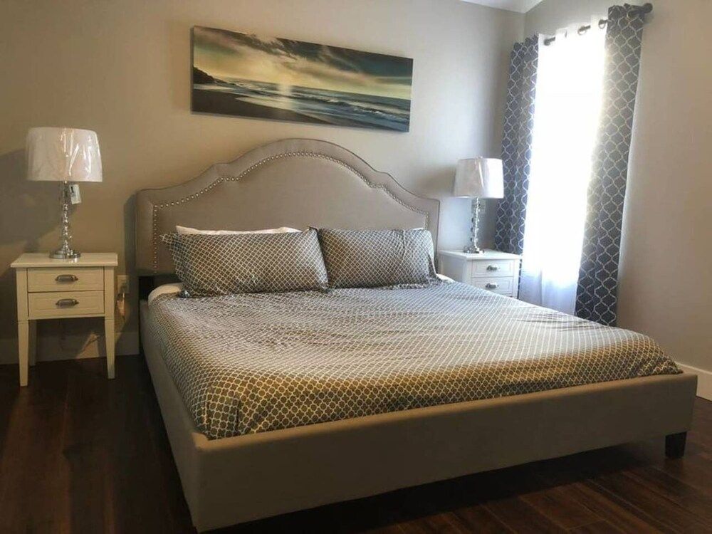 undefined Hamlet by I-4 · New! 5 Bedroom Pool Villa. Sleep 15+ Orlando 10