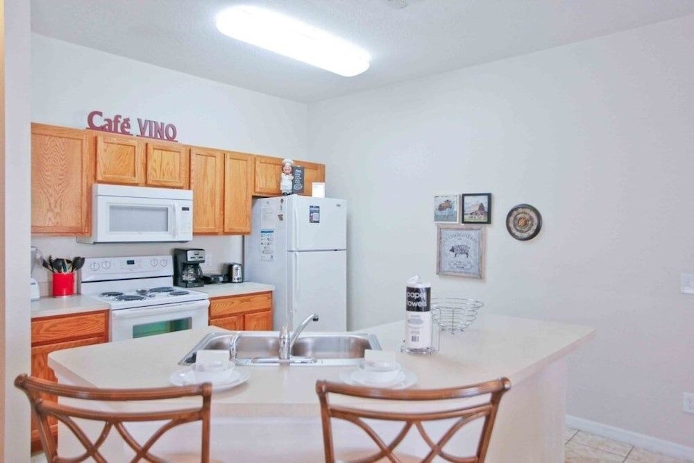 4563 Ada Lane 2596 4 Bedroom Townhouse by RedAwning Townhome, 4 Bedrooms 13