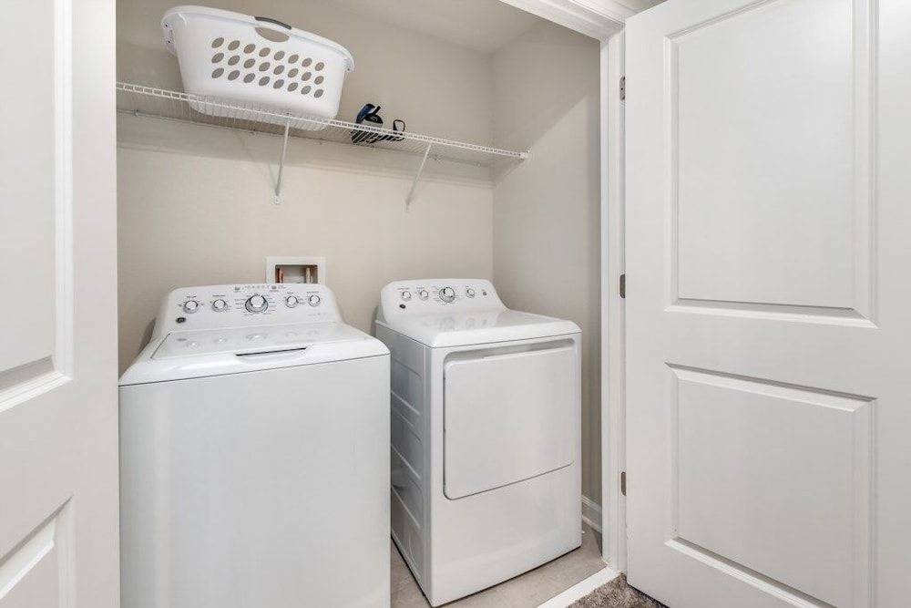 4629target 9 Br With Games Room 9 Bedroom Home by RedAwning House, Multiple Bedrooms 19