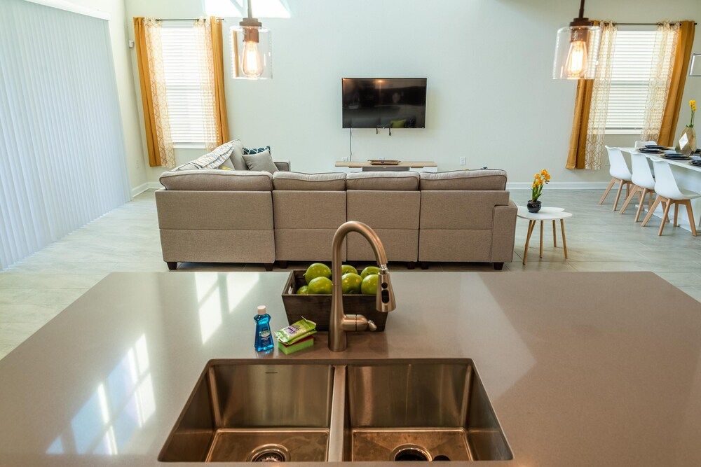 undefined Safari Island by Orlando Short Term 10