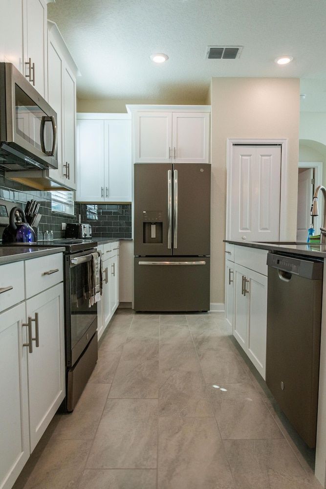 undefined Safari Island by Orlando Short Term 9