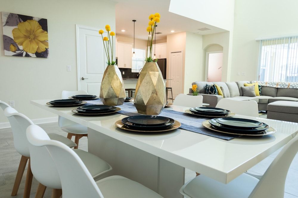 undefined Safari Island by Orlando Short Term 8