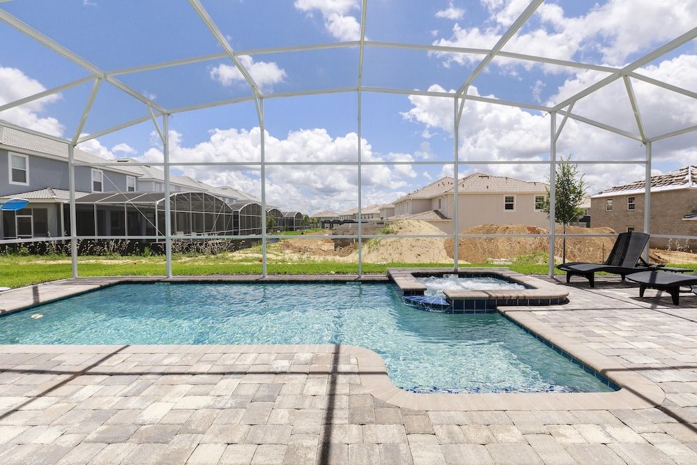 undefined Tropical Escape by Orlando Short Term 8