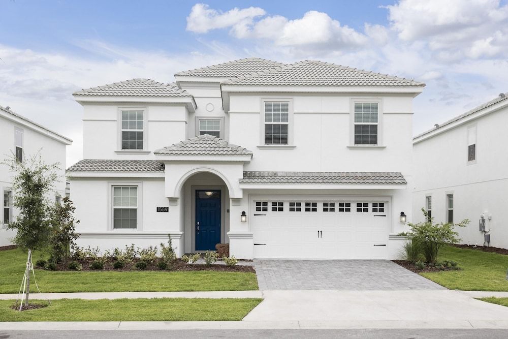 undefined Tropical Escape by Orlando Short Term 7