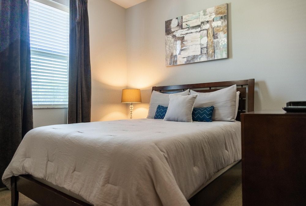 Sunrise Valley Villa by Orlando Short Term House (Gated Community,  Private pool and ga) 49