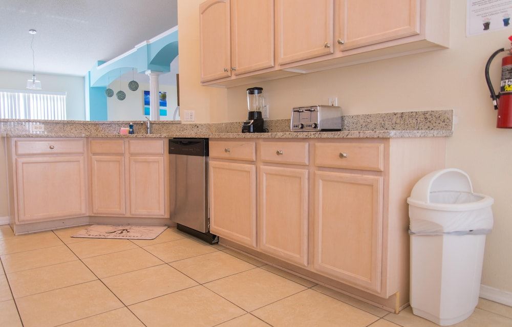 undefined Paradise Island by Orlando Short Term 4