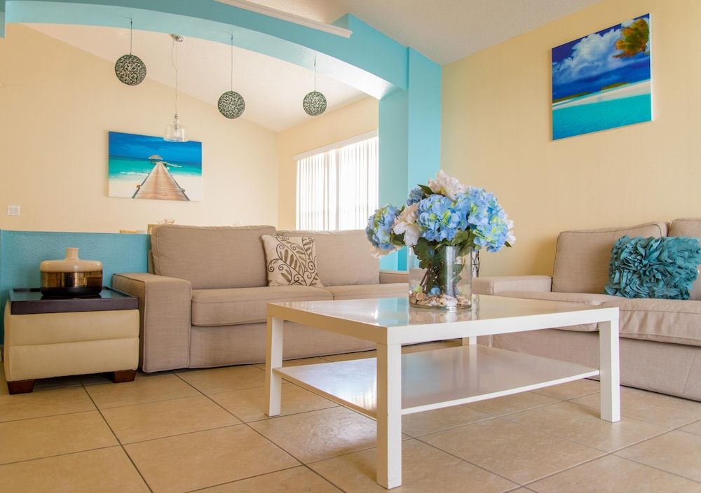 undefined Paradise Island by Orlando Short Term 2