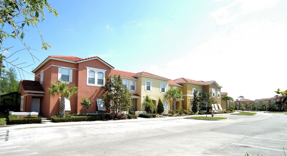 undefined 87631 Games Room+2-masters+hottub+water View!