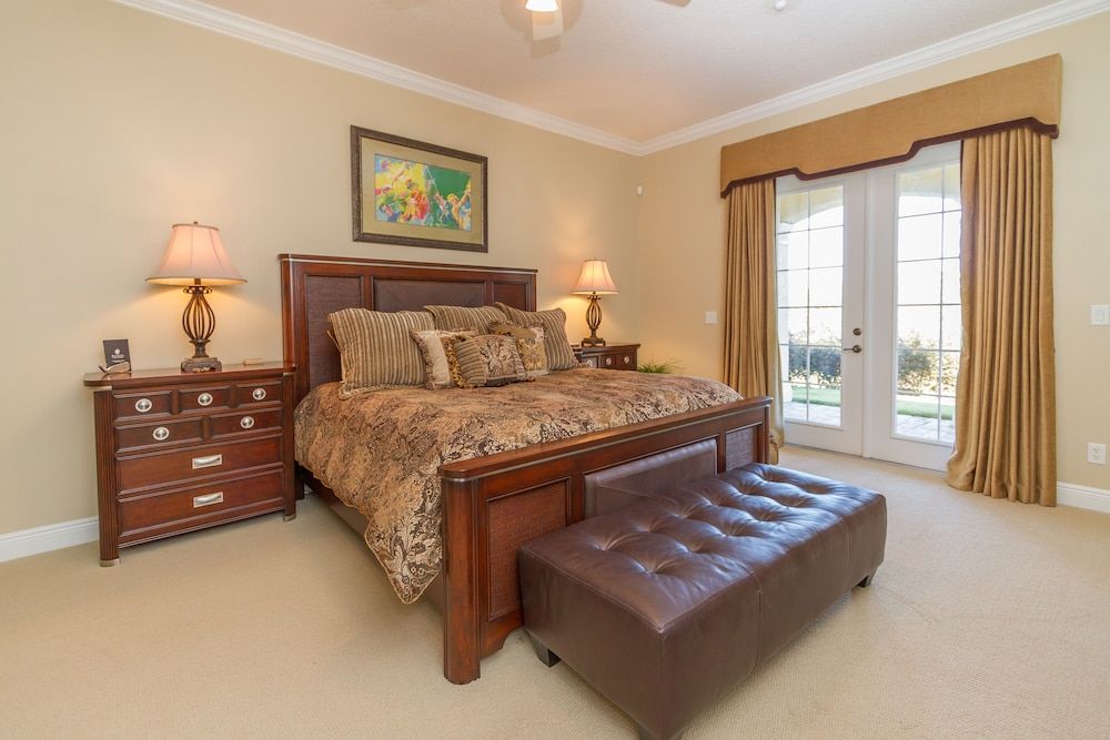 undefined Reunion Disney Villa 10