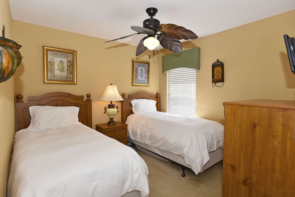 undefined Emerald Island Disney Villa 8