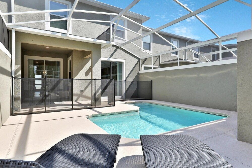 undefined 392 OC - 4BR Splendor: Private Pool