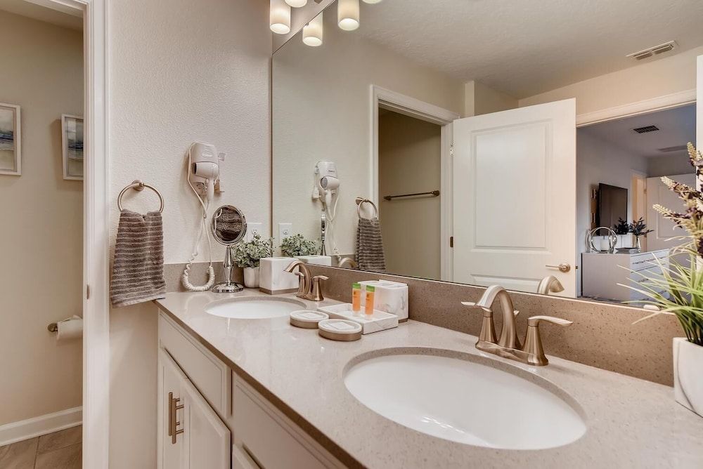 4802 LL Dream Getaway Luxury Townhome w/ Pool Condo, Multiple Beds (4802 LL Dream Getaway Luxury Townhome) 10