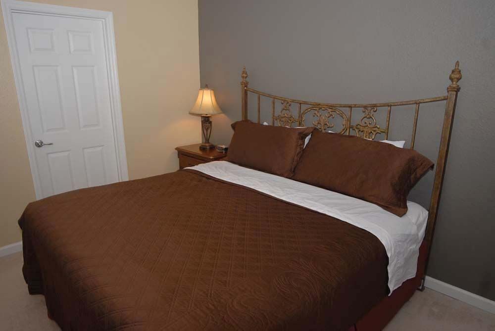 undefined The Windsor Hills IHR 3077 10